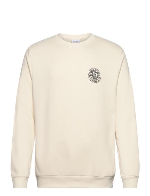 Se Les Deux Globe Sweatshirt Les Deux Cream ved Booztlet