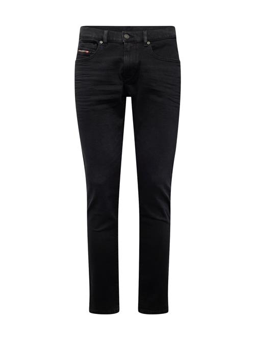 Se DIESEL Jeans 'STRUKT'  black denim ved About You