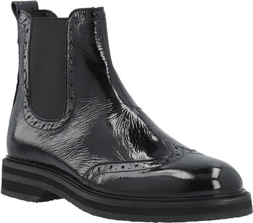 Se Cashott Casbetty Brogue Chelsea Boot Patent Kvinde Black Ankelstøvler Str 42 - hos Magasin ved Magasin