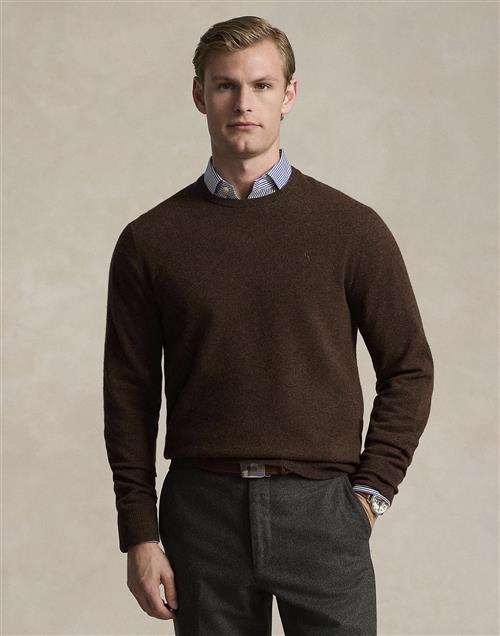 Se Polo Ralph Lauren 2/27 Merino Rwsls CN PP Mand Dark Chestnut Heather Sweaters Str XL Merino - hos Magasin ved Magasin