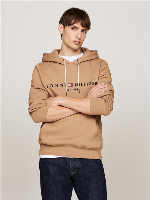 Se Tommy Hilfiger Tommy Logo Hoody Mand Safari Canvas Hoodies Str XXL - hos Magasin ved Magasin