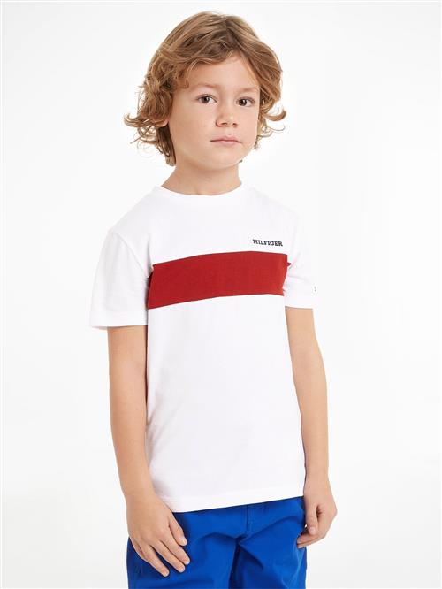 Tommy Hilfiger Colorblock Embroidery REG TEE SS Str 6 år / 116 cm - White Kortærmede T-shirts hos Magasin