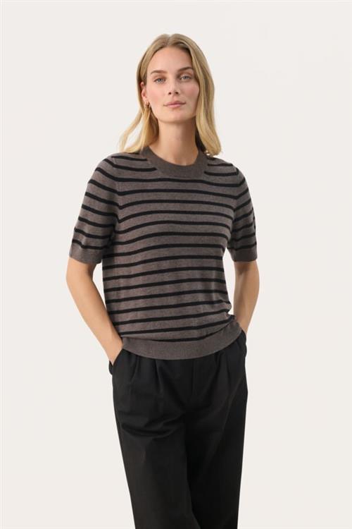 Part Two Everlottapw PU Kvinde Grey/black Stripe Kortærmet Strik Regular Fit Str XL - hos Magasin