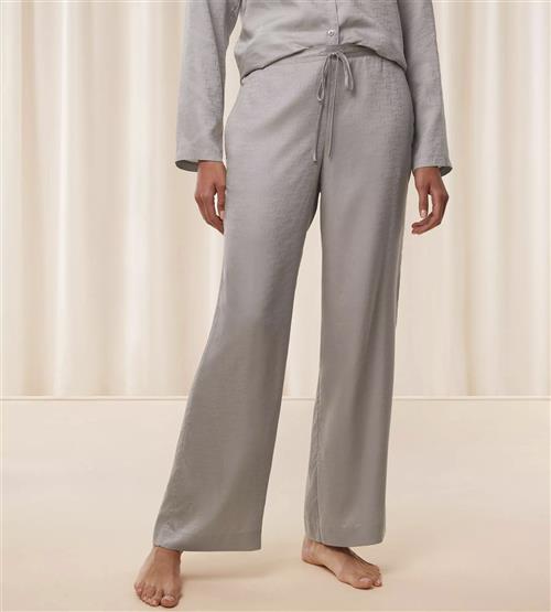 Triumph Silky Sensuality Trousers Natbukser Str 40 - hos Magasin