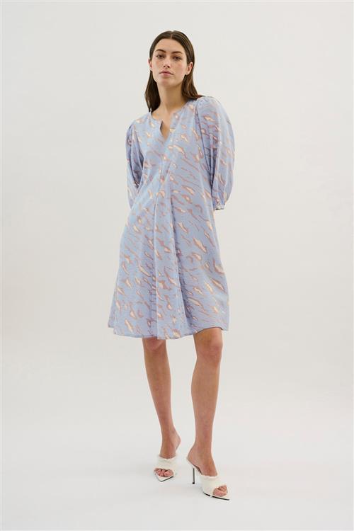 Karen by Simonsen Kbpassion Indie Dress Kvinde Palmer Aop Dusty Blue Midi Kjoler Str 44 - hos Magasin