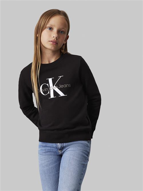 Se Calvin Klein CK Monogram Terry CN Str 8 - Ck Black Sweatshirts hos Magasin ved Magasin