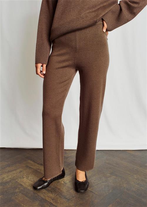 Se Bruun & Stengade BS Scarlett Pants Kvinde Brown Bukser Str XS - hos Magasin ved Magasin