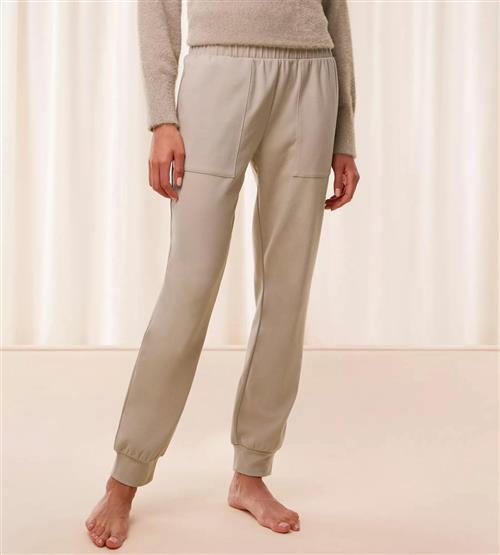 Se Triumph Smart Thermal Trousers X Natbukser Str L - hos Magasin ved Magasin