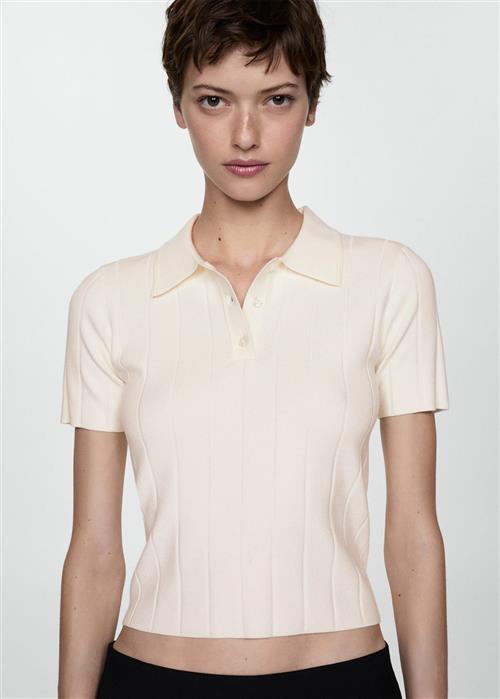 Se MANGO Poloneck T-shirt Kvinde Light Beige Kortærmet Strik Str XS - hos Magasin ved Magasin