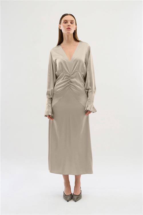 Karen by Simonsen Kbpeel Dress Kvinde Silver Cloud Maxi Kjoler Str 38 - hos Magasin