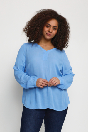 Kaffe Curve Kcami LS Blouse Kvinde Vista Blue Langærmede Bluser Str 54 - hos Magasin