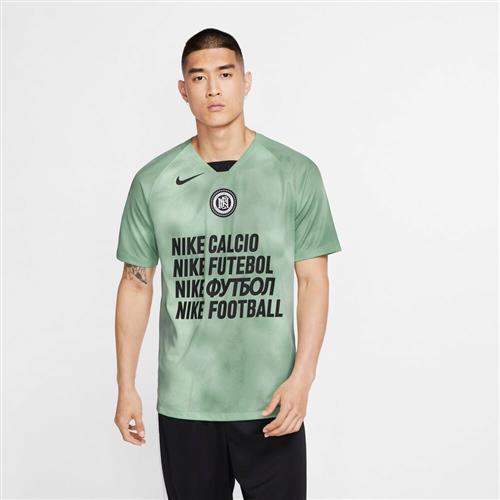 Se Nike F.c. Traenings T Shirt XL - T-shirts Polyester hos Magasin ved Magasin