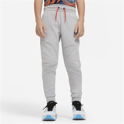 Se Nike Sportswear Tech Fleece Joggingbukser 122-128 / XS - Træningsbukser hos Magasin ved Magasin