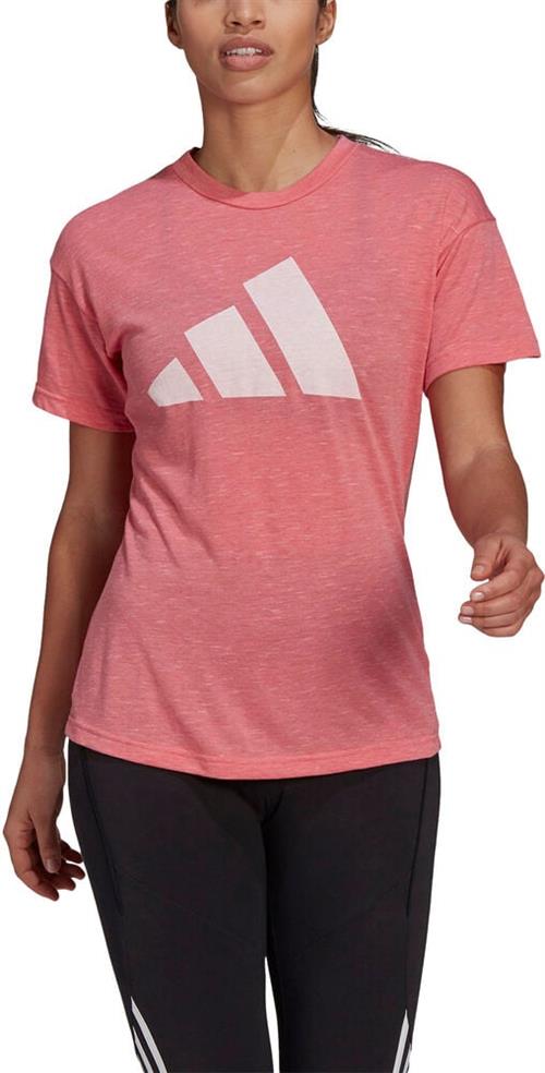 Se adidas Adidas Sportswear Winners 2.0 Tshirt S - Trænings T-shirts Bomuld hos Magasin ved Magasin