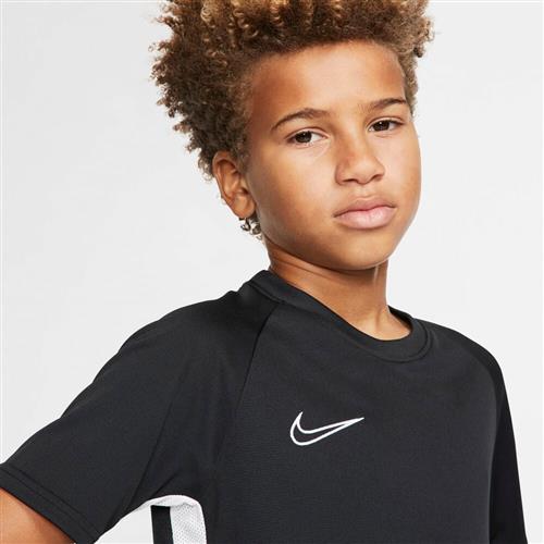 Nike Dri Fit Academy T Shirt 122-128 / XS - T-shirts Polyester hos Magasin