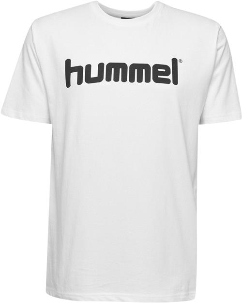 Se Hummel Go Logo Tshirt L - T-shirts Bomuld hos Magasin ved Magasin