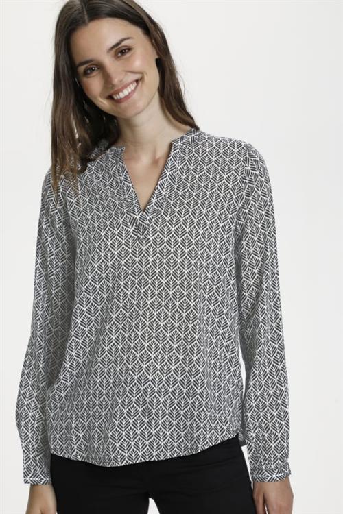 Se Kaffe Kafana Tilly Blouse Kvinde Black / Chalk Fan Print Langærmede Bluser Regular Fit Str 44 - hos Magasin ved Magasin