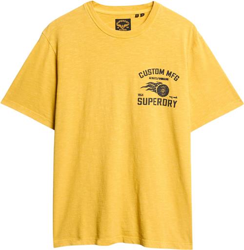 Superdry Lofi Biker Graphic Loose TEE Mand Pigment Yellow Kortærmede T-shirts Str L - Bomuld hos Magasin