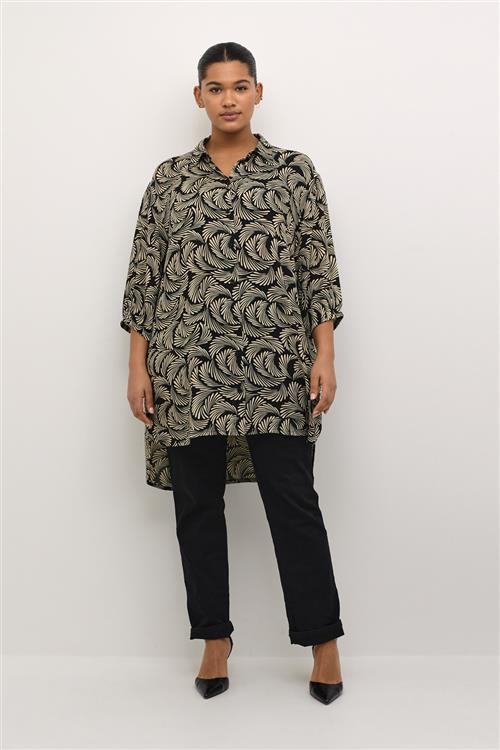 Se Kaffe Curve Kcsonna Shirt Kvinde Black Deep/antique White Print Langærmede Bluser Str 46 - hos Magasin ved Magasin