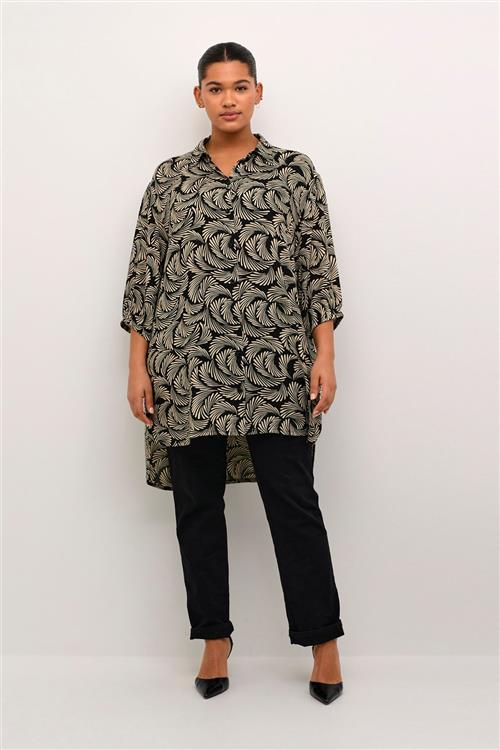 Se Kaffe Curve Kcsonna Shirt Kvinde Black Deep/antique White Print Langærmede Bluser Str 52 - hos Magasin ved Magasin