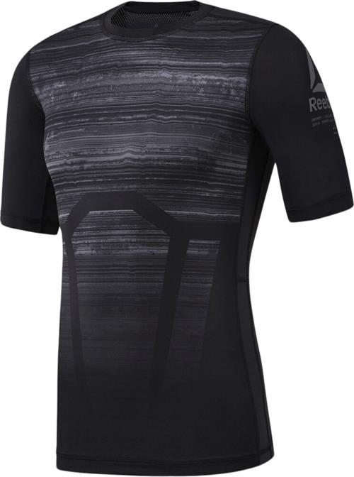 Se Reebok Activchill Compression Tee S - T-shirts hos Magasin ved Magasin