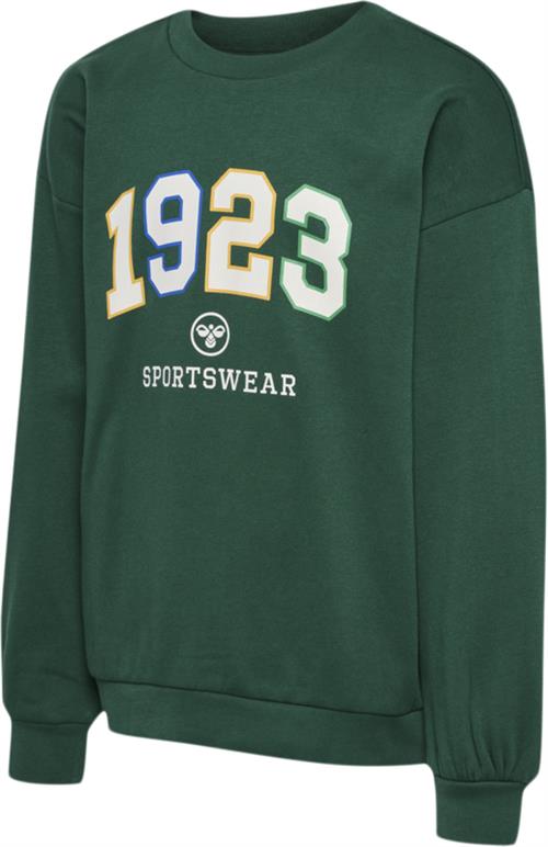 Se Hummel Hmlkason Sweatshirt Str 7 år / 122 cm - Rain Forest Sweatshirts hos Magasin ved Magasin