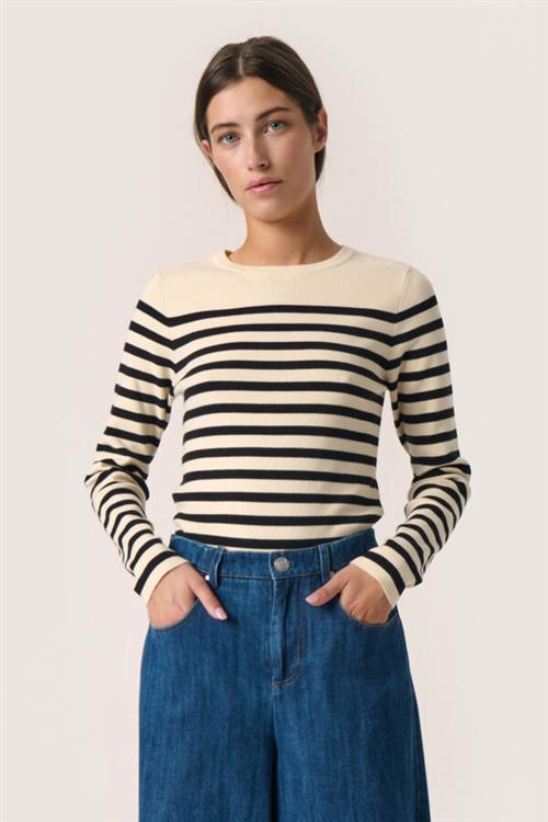 Soaked in Luxury Slpina Striped Pullover LS Kvinde White With Black Stripe Sweaters Regular Fit Str XS - hos Magasin