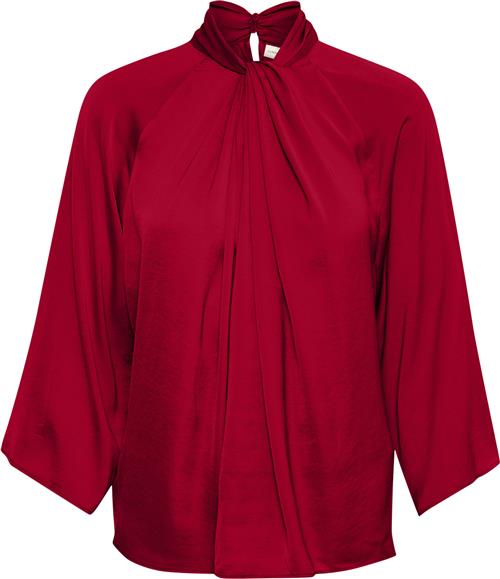 Se InWear Kotoiw Blouse Kvinde True Red Kortærmede Bluser Loose Fit Str 42 - hos Magasin ved Magasin