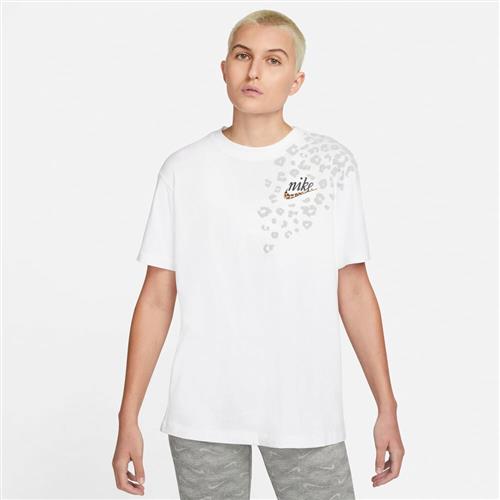 Nike Sportswear Boyfriend Fit Tshirt M - Trænings T-shirts hos Magasin