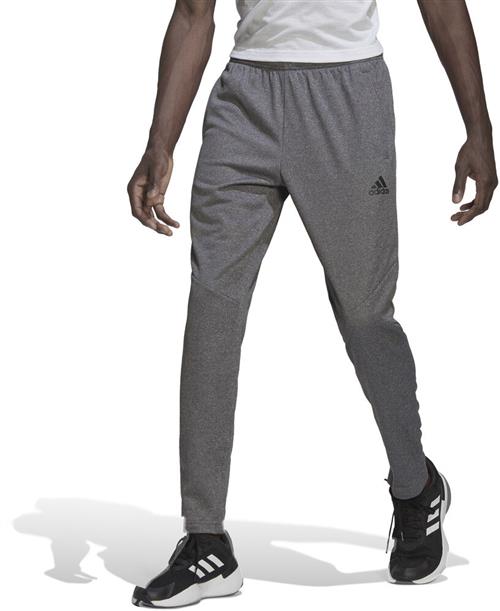 Se adidas Aeroready Game and Go Small Logo Tapered Bukser M - Træningsbukser hos Magasin ved Magasin