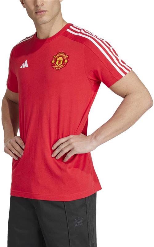 Se adidas Manchester United DNA Tshirt S - T-shirts hos Magasin ved Magasin