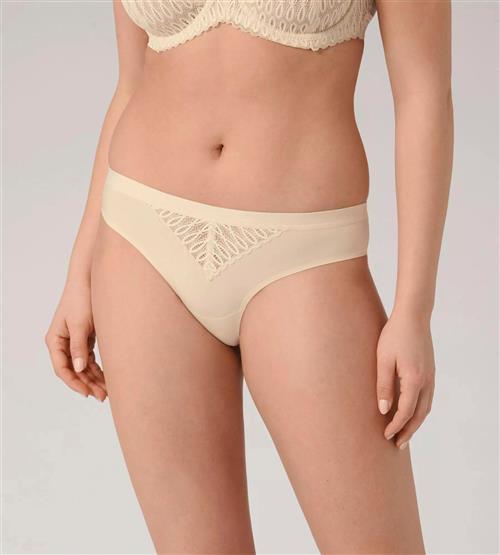 Se Triumph Aura Spotlight Brazilian Brazilian Str 36 - hos Magasin ved Magasin