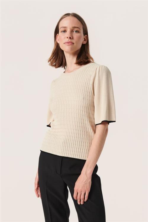 Se Soaked in Luxury Sladrianna Pullover SS Kvinde Sandshell Kortærmet Strik Regular Fit Str S - hos Magasin ved Magasin