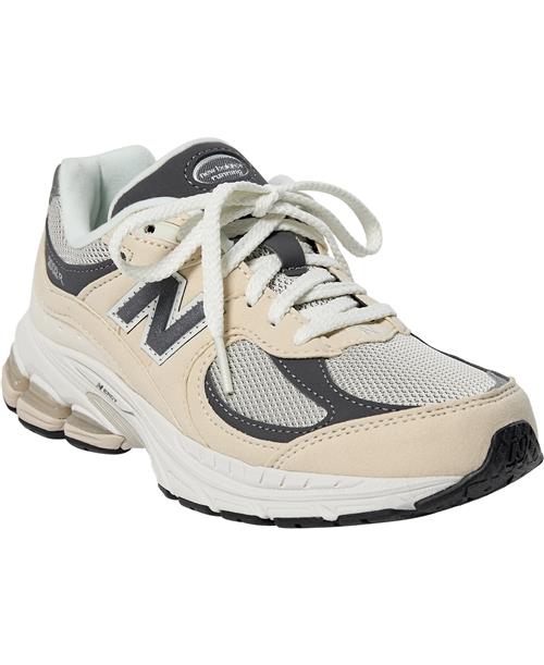 Se New Balance New Balance 2002 Kids Sandstone Sneakers Str 21 - hos Magasin ved Magasin