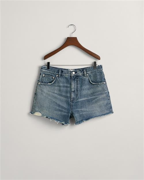 Se Gant RAW HEM Jeans Shorts Mand Semi Light Blue Worn In Denim Shorts Str 30 - hos Magasin ved Magasin