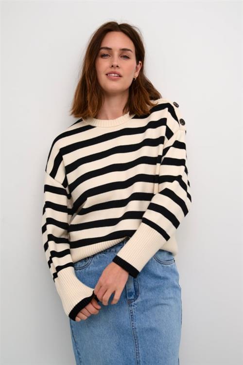 Se Kaffe Kamarie Knit Pullover Kvinde Ant. White/black Stripe Sweaters Str S - hos Magasin ved Magasin