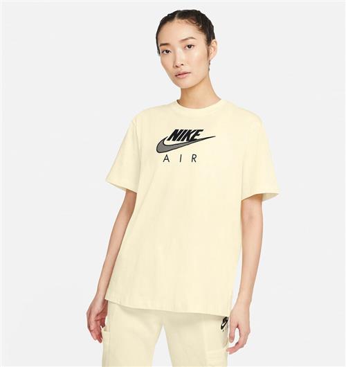 Nike Air Boyfriend T Shirt M - Trænings T-shirts hos Magasin