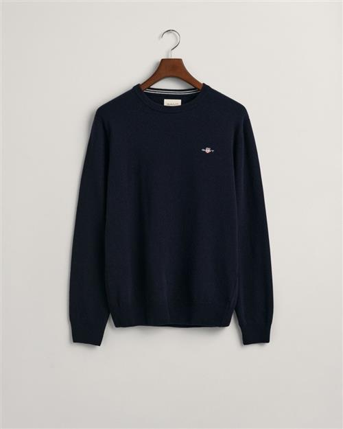 Se Gant Superfine Lambswool Cneck Mand Marine Sweaters Str L - hos Magasin ved Magasin