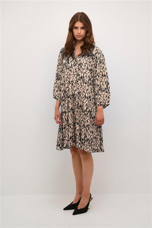 Karen by Simonsen Nikolekb Indie Dress Kvinde Nikole Print Black Midi Kjoler Str 44 - hos Magasin