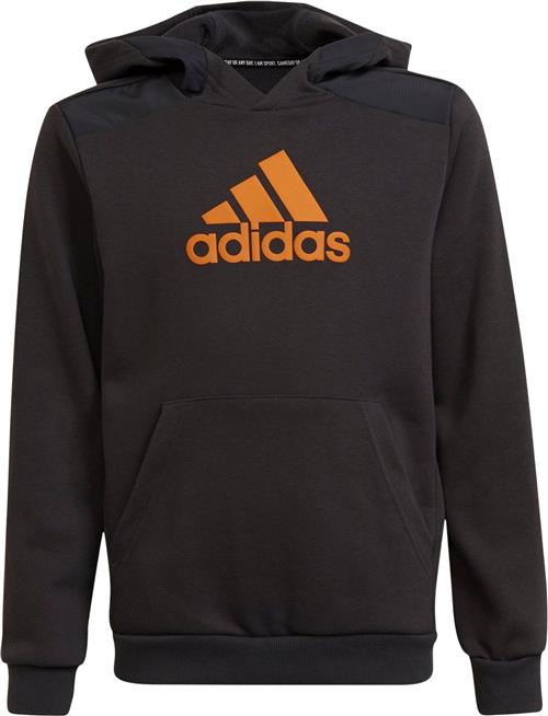 adidas Badge Of Sport Logo Hættetrøje 140 - Sweatshirts & Hættetrøjer hos Magasin