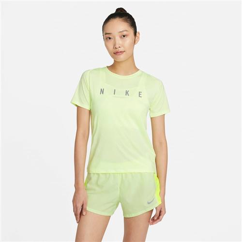 Se Nike Miler Run Division T Shirt XS - Trænings T-shirts Polyester hos Magasin ved Magasin