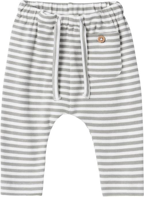 Se Lil' Atelier Nbmgago Loose Pant LIL Noos Str 68 - Limestone Bukser hos Magasin ved Magasin