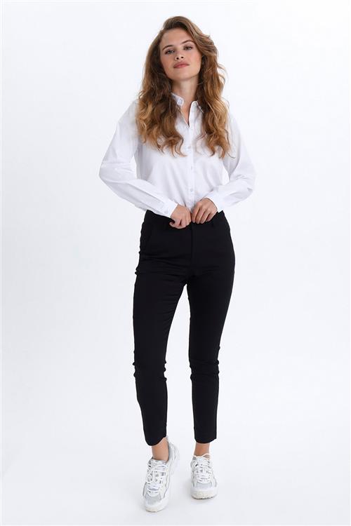 Kaffe Kalea Chino Pant Kvinde Black Deep Bukser Med Smalle Ben Str 42 - hos Magasin