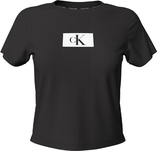 Se Calvin Klein Crew Neck Short Sleeve Tshirt Kvinde Ub1 Kortærmede T-shirts Str XS - Bomuld hos Magasin ved Magasin