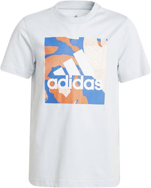 Se adidas Camo Graphic Tshirt 164 - T-shirts Bomuld hos Magasin ved Magasin