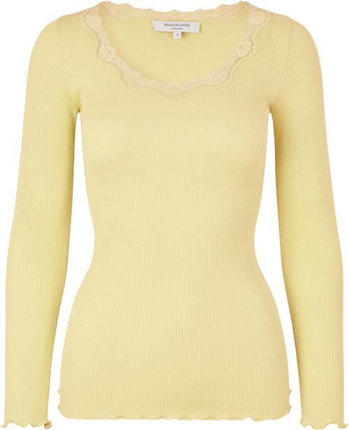 Rosemunde Silk Tshirt w/ Lace Kvinde Lemon Creme Kortærmede T-shirts Str S - hos Magasin