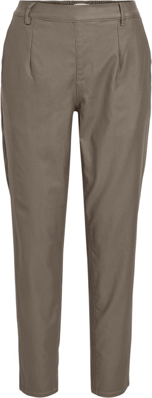 Se Object Objbelle Lisa Coated Pant Noos Kvinde Fossil/col Bukser Med Smalle Ben Str 36 - hos Magasin ved Magasin