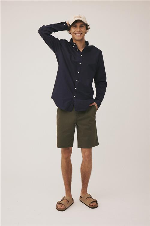 Se Magasin du Nord Collection Magasin Melvin 2G Mand Dark Army Chino Shorts Str 34 Bomuld ved Magasin