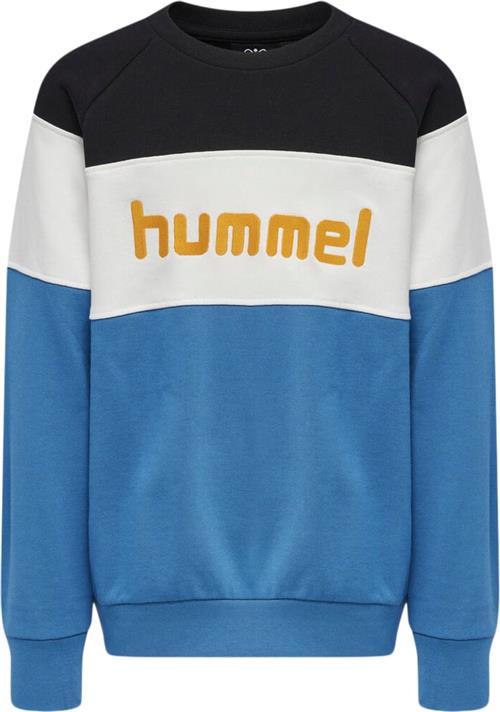 Se Hummel Claes Sweatshirt 128 - Sweatshirts & Hættetrøjer hos Magasin ved Magasin