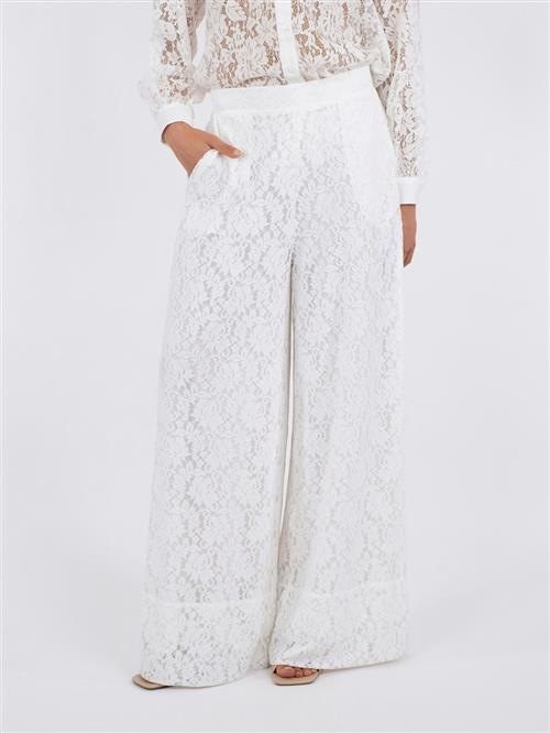 Se Neo Noir Madison Lace Pants Kvinde White Bukser Med Brede Ben Str 40 - hos Magasin ved Magasin